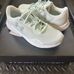 Under Armour Women's Mint Athletic Shoes